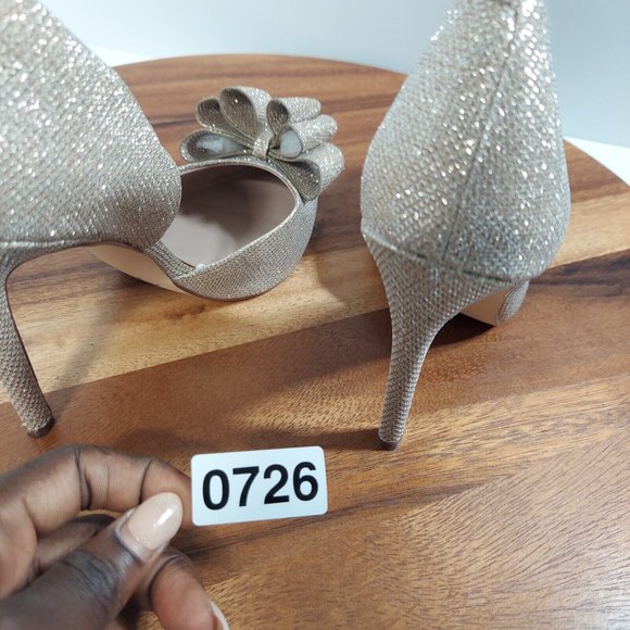 Betsey Johnson Womens paris D'orsay size 7 Gold Sparkle Evening Pumps bows - Picture 11 of 12